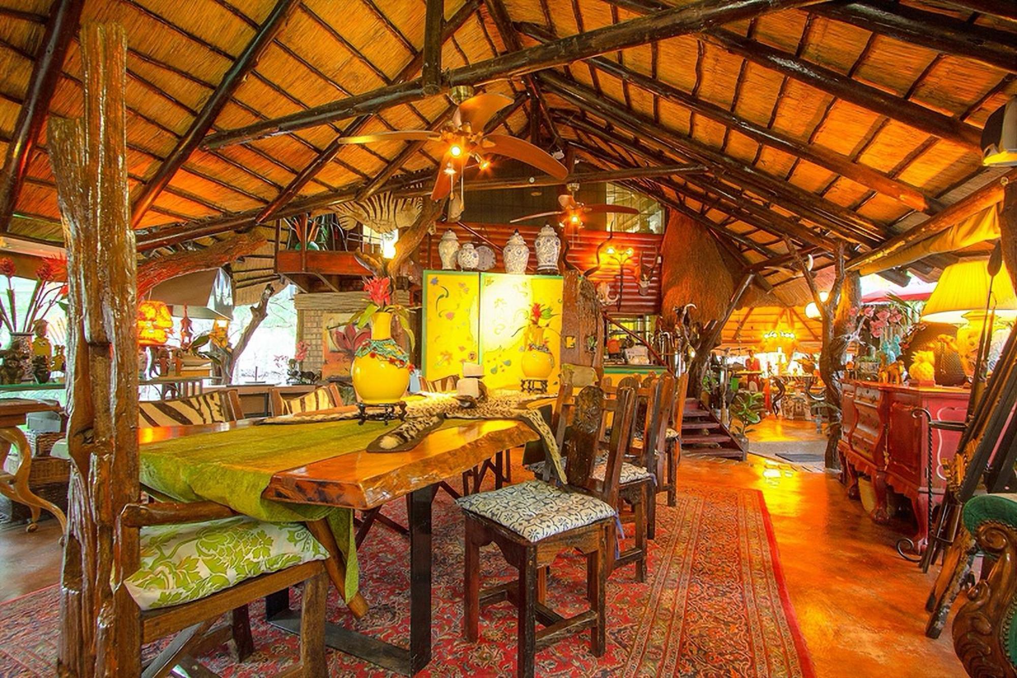 Wielewaal Bush Lodge *